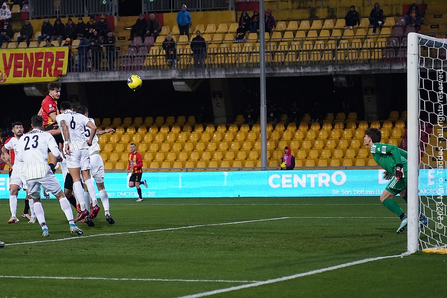 Capomaggio riacciuffa il Benevento: è solo 1-1 al Vigorito contro il Cerignola